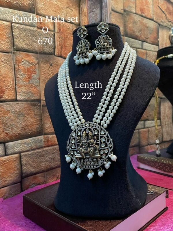 Pearls Mala Set Jewelry