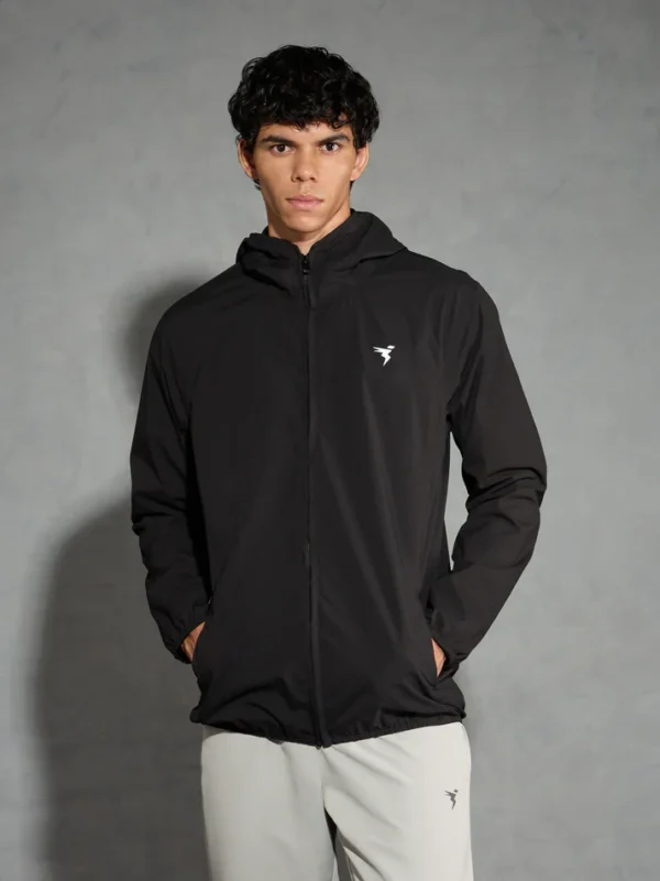 Men Solid Slim Fit Hooded Wrinkle Free Raincoat