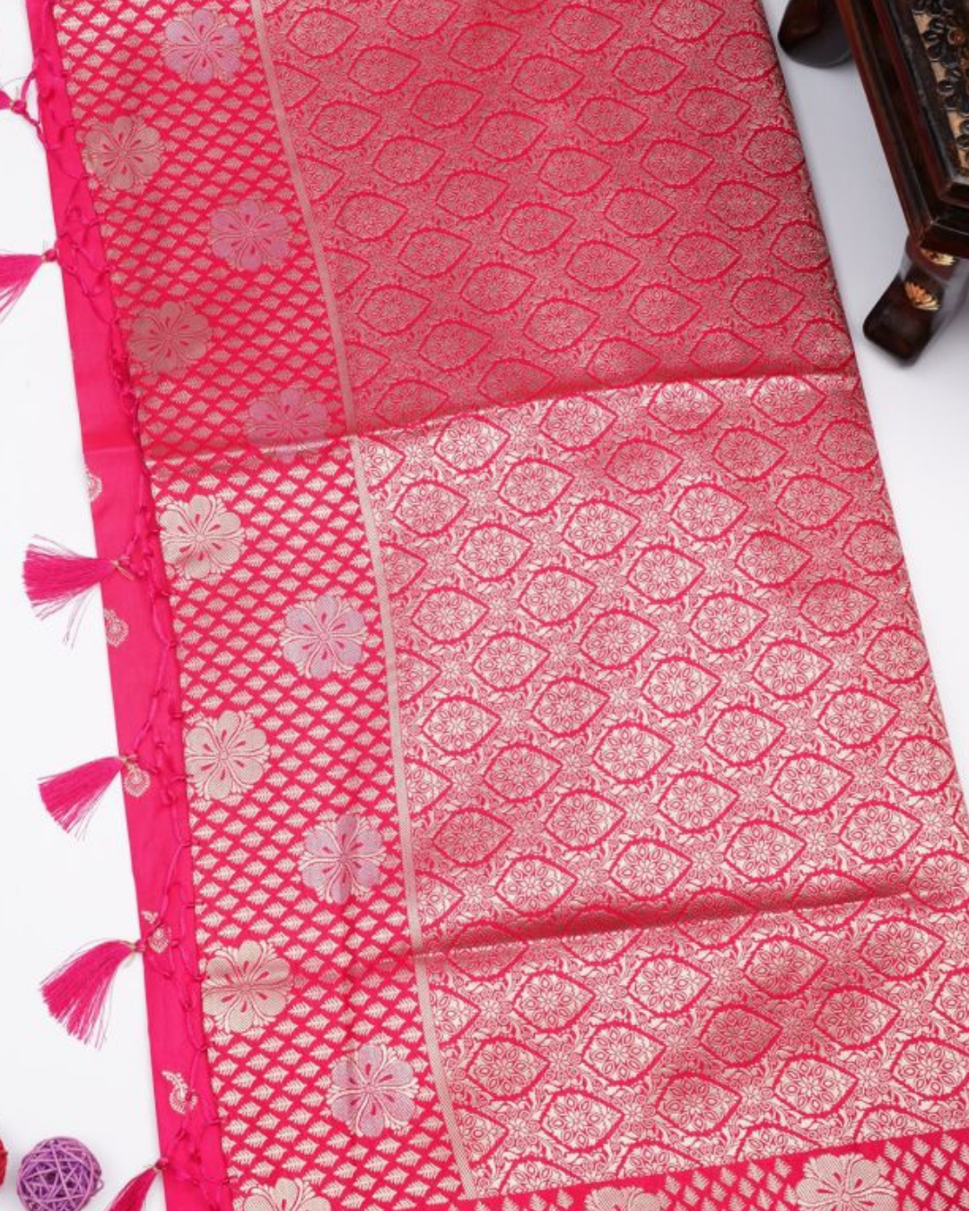 Banarasi Sarees JYOTT