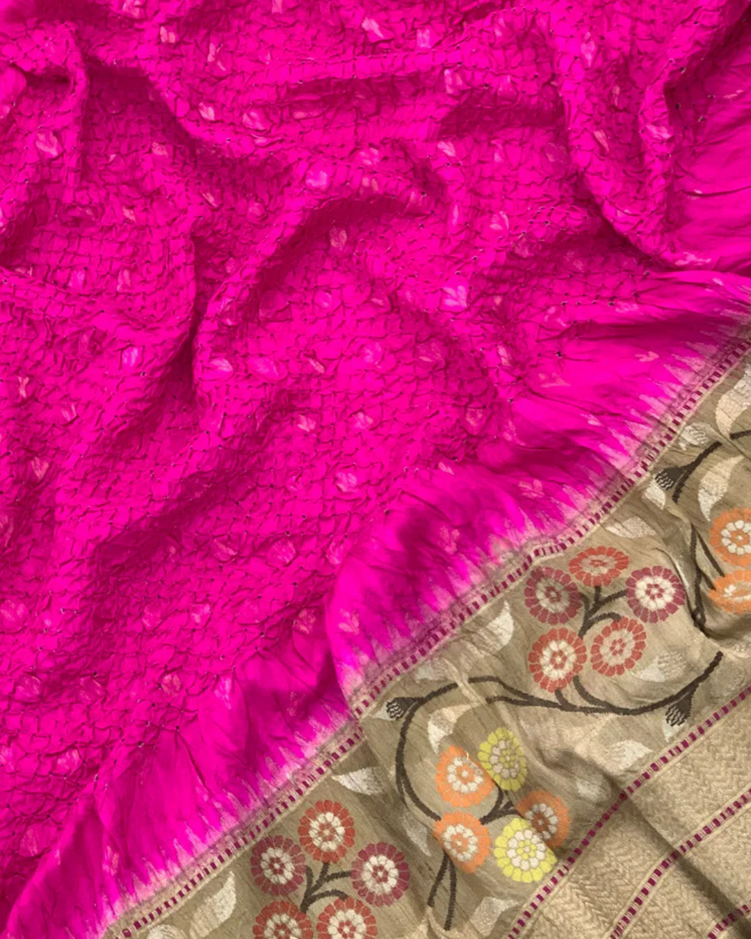 Bandhani/Bandhej Saree JYOTT