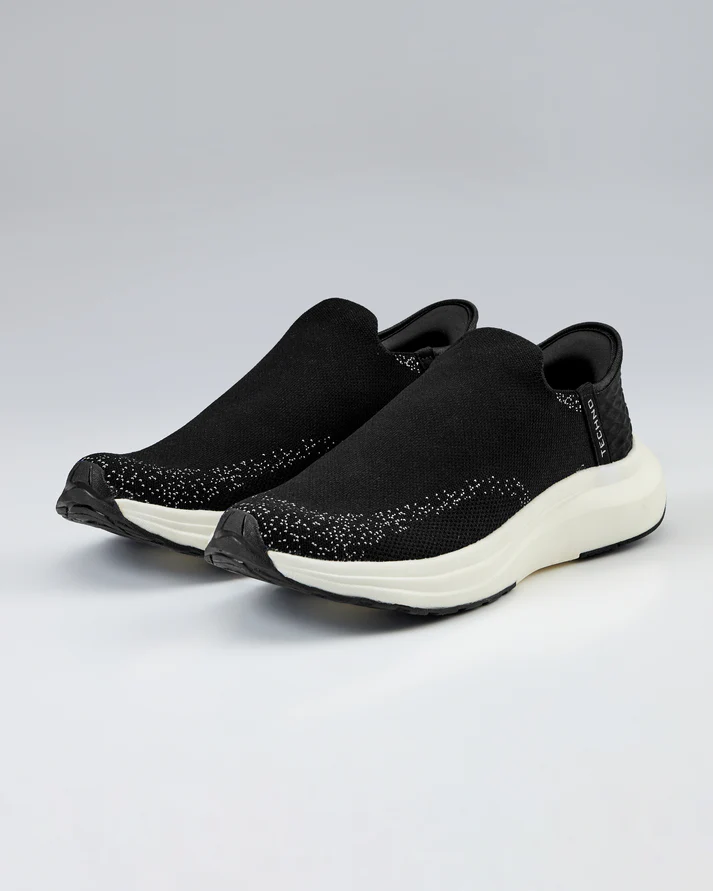 Men Zero-Hands Performance Shoes with NITROLITE